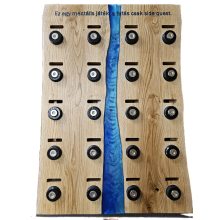 Heritage Oak (Magnetic Medal Display)